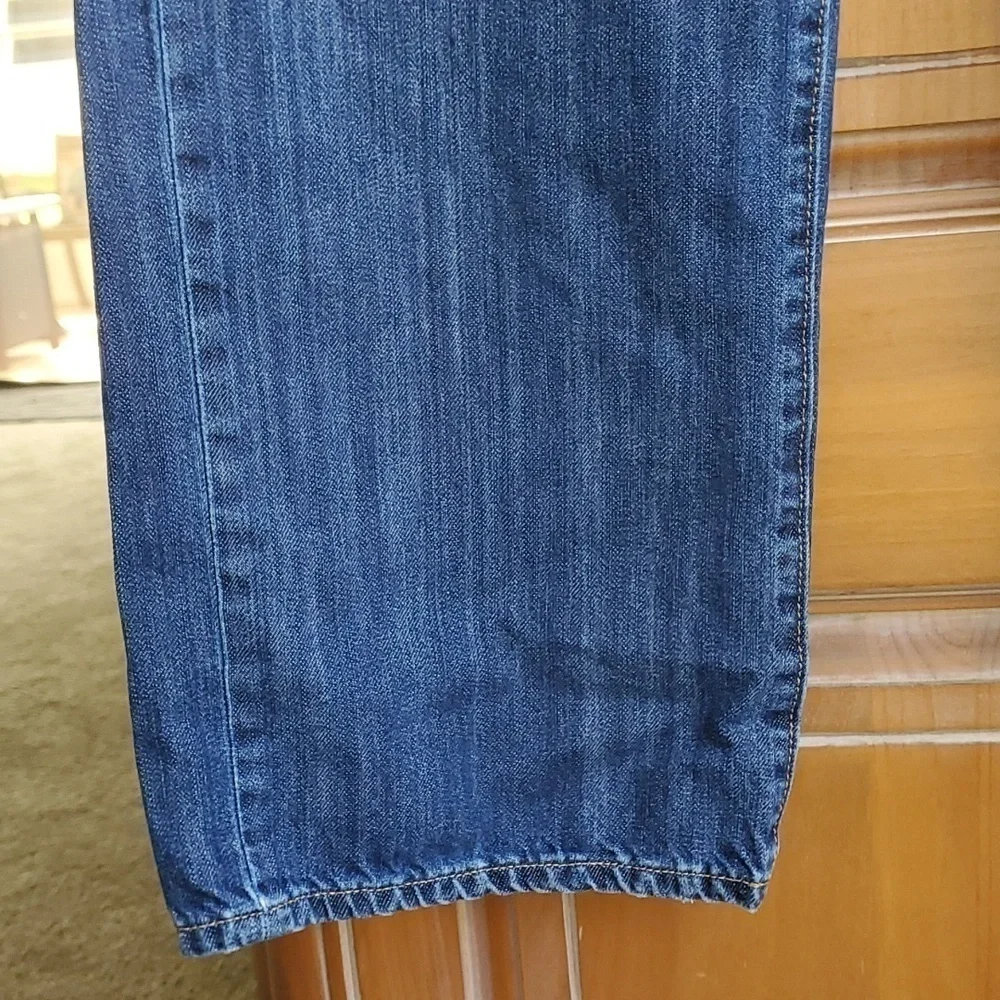 J.CREW MENS BLUE‎ JEANS, size 33 X 30. StrIaight Fit throught hip & thigh. Good